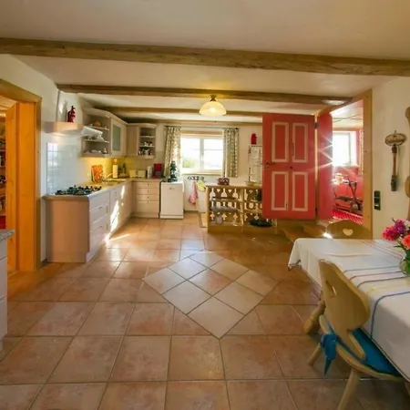 5-sterne-bauernhaus Mit Verwohnprogramm Auf 1000 M, Panoramalage, Gr Sonnenterrasse Ausgezeichnet Hébergement de vacances *