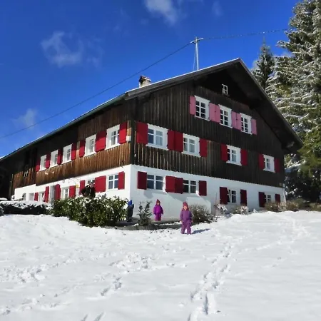 5-sterne-bauernhaus Mit Verwohnprogramm Auf 1000 M, Panoramalage, Gr Sonnenterrasse Ausgezeichnet